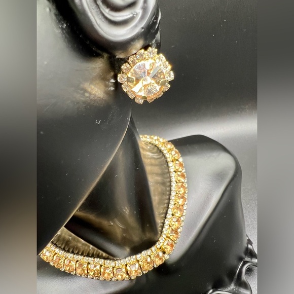 NIB Champagne Crystal Stud Earrings and Choker/Necklace Set - Picture 6 of 16
